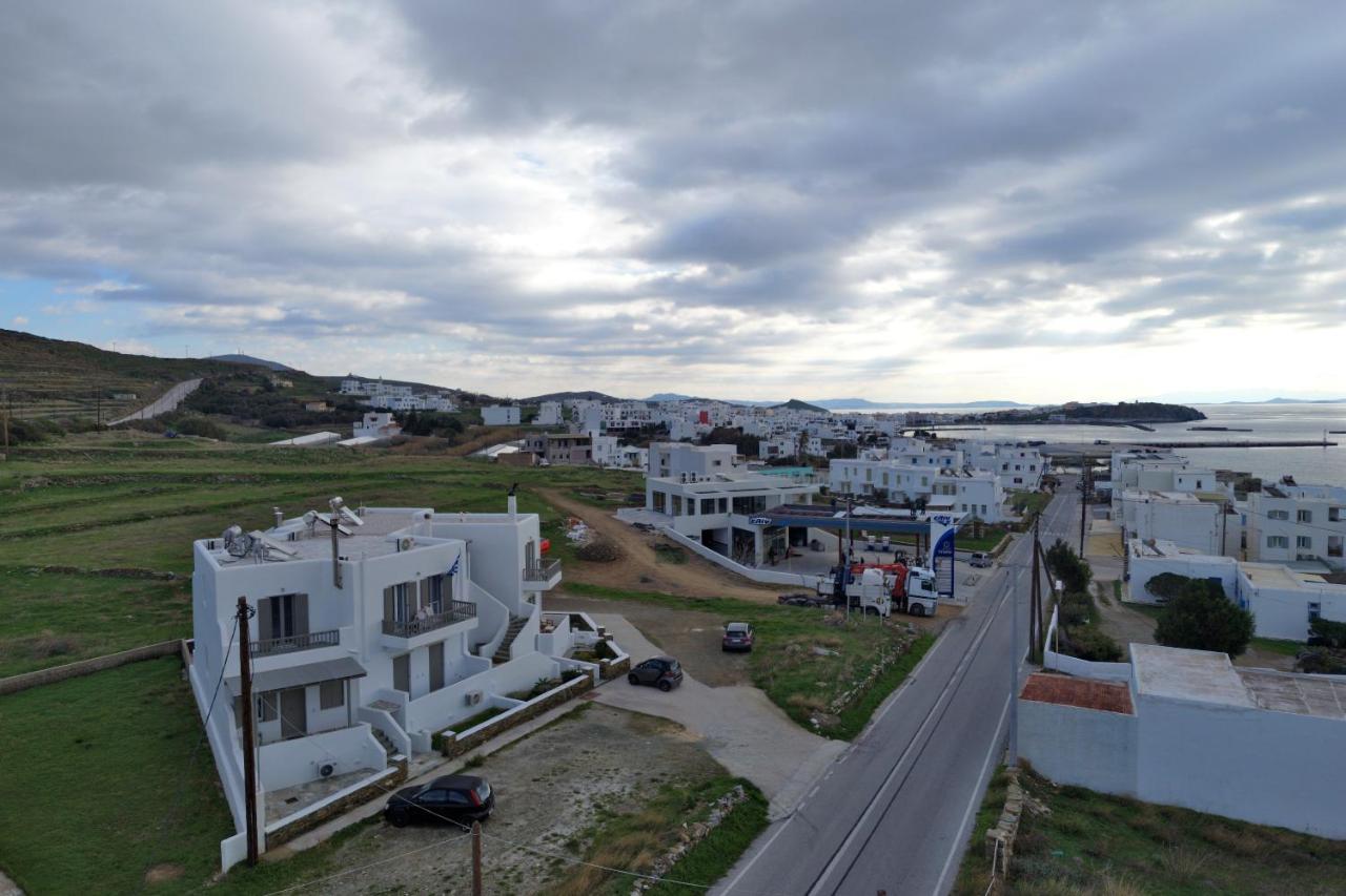 Tinos Deluxe Home Bagian luar foto
