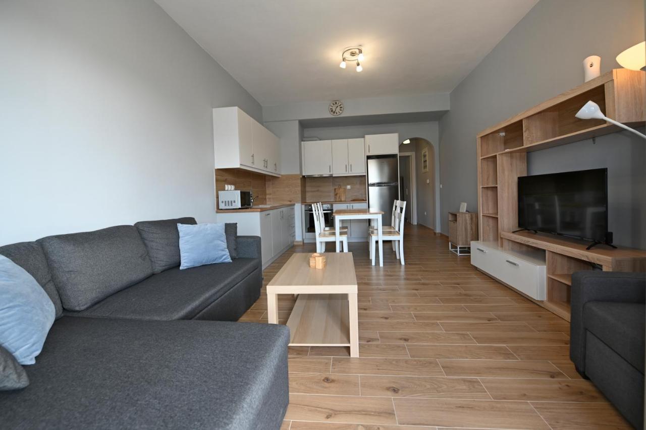 Tinos Deluxe Home Bagian luar foto