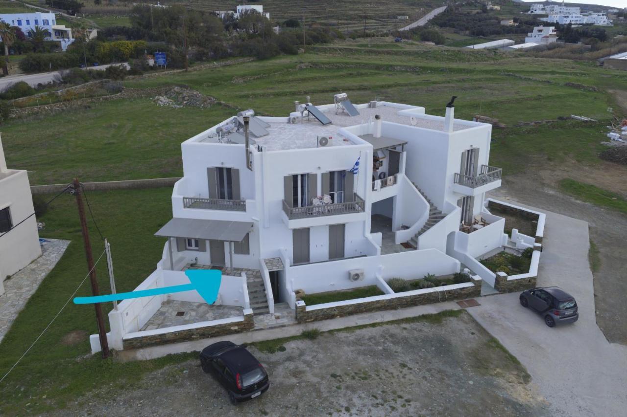 Tinos Deluxe Home Bagian luar foto